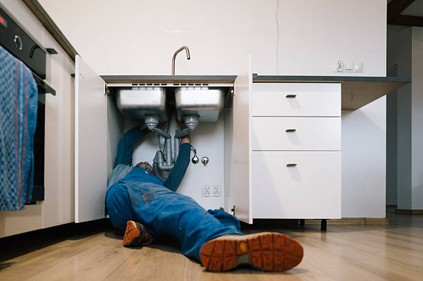 Professional Leak Detection technician working in Marquette, MI
